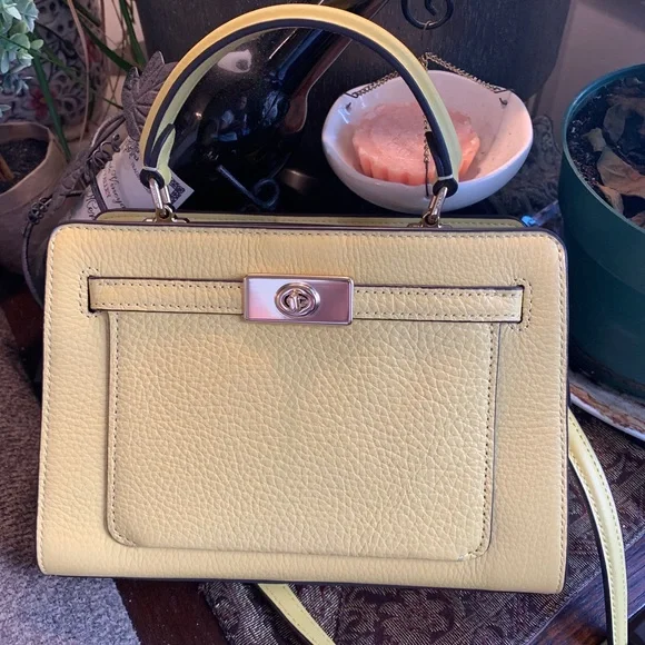Authentic COACH pebbled leather 2 compartments turnlock pocket satchel/Crosby